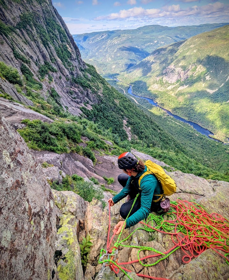 Roche Acropole (HGO).jpg